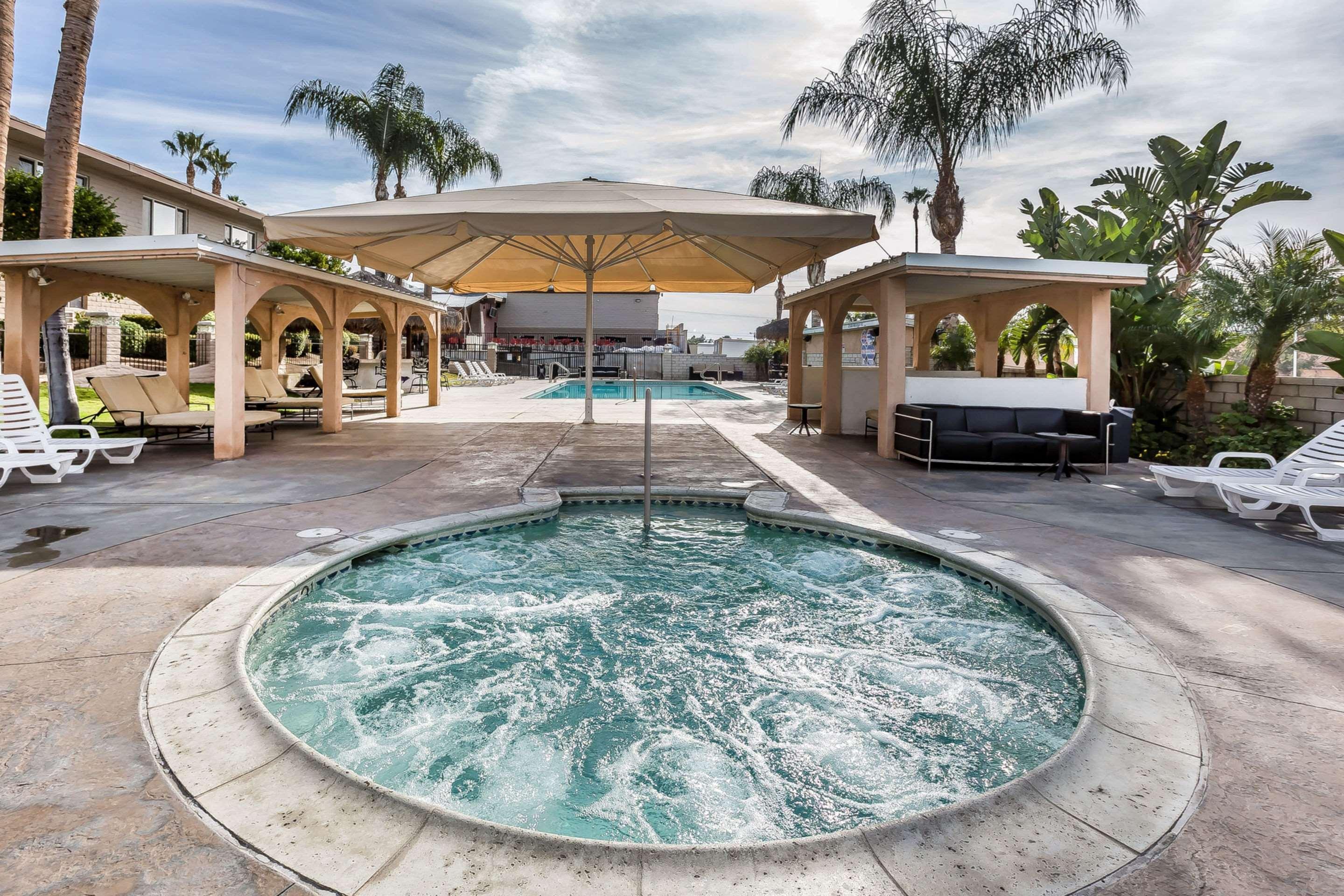 Econo Lodge Lake Elsinore Casino Extérieur photo